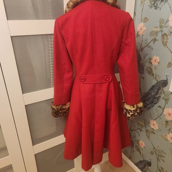 Hell Bunny Red Robinson Coat Leopard Print Faux Fur Collar Princess Size XS NWT - Picture 3 of 4